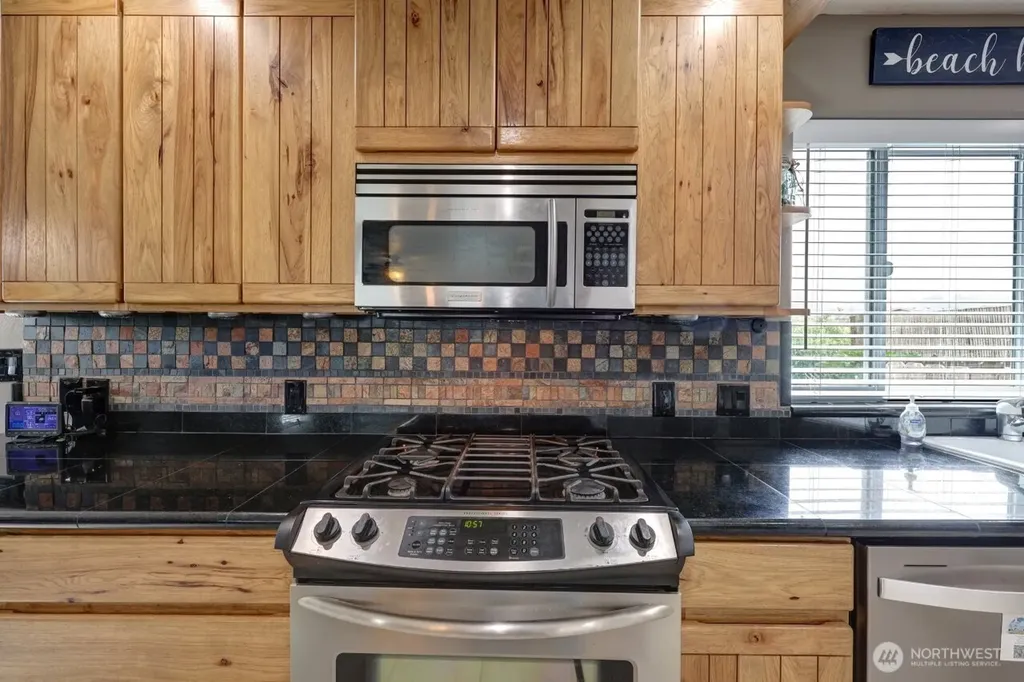 32500 G Street Ocean Park WA 98640