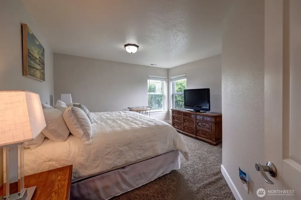 32500 G Street Ocean Park WA 98640