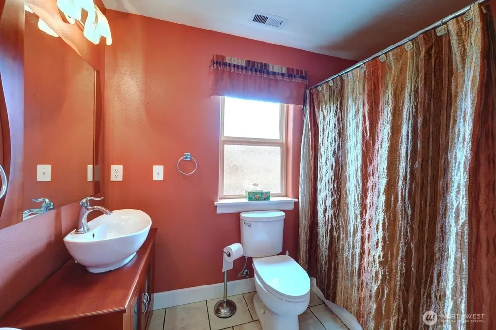 32500 G Street Ocean Park WA 98640
