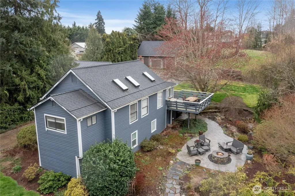 23305 98th Avenue S Kent WA 98031