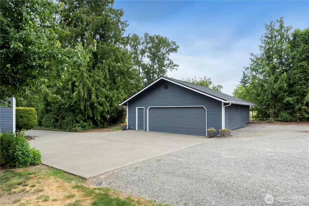 23305 98th Avenue S Kent WA 98031