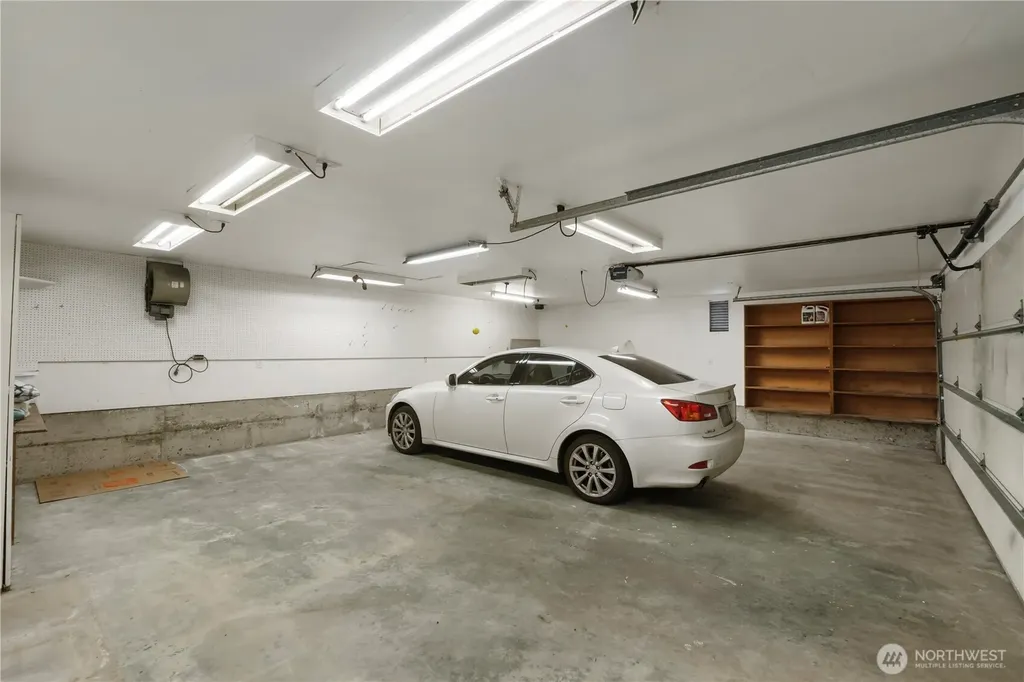 23305 98th Avenue S Kent WA 98031