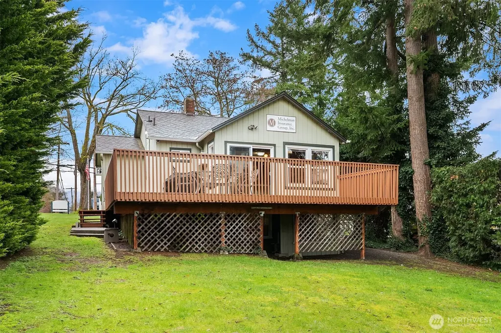 18023 62nd Avenue NE Kenmore WA 98028