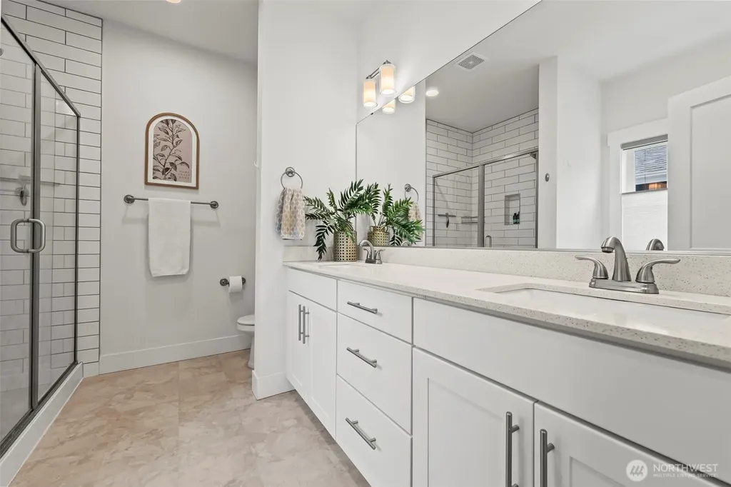 30 E Cedarland Lane Allyn WA 98524