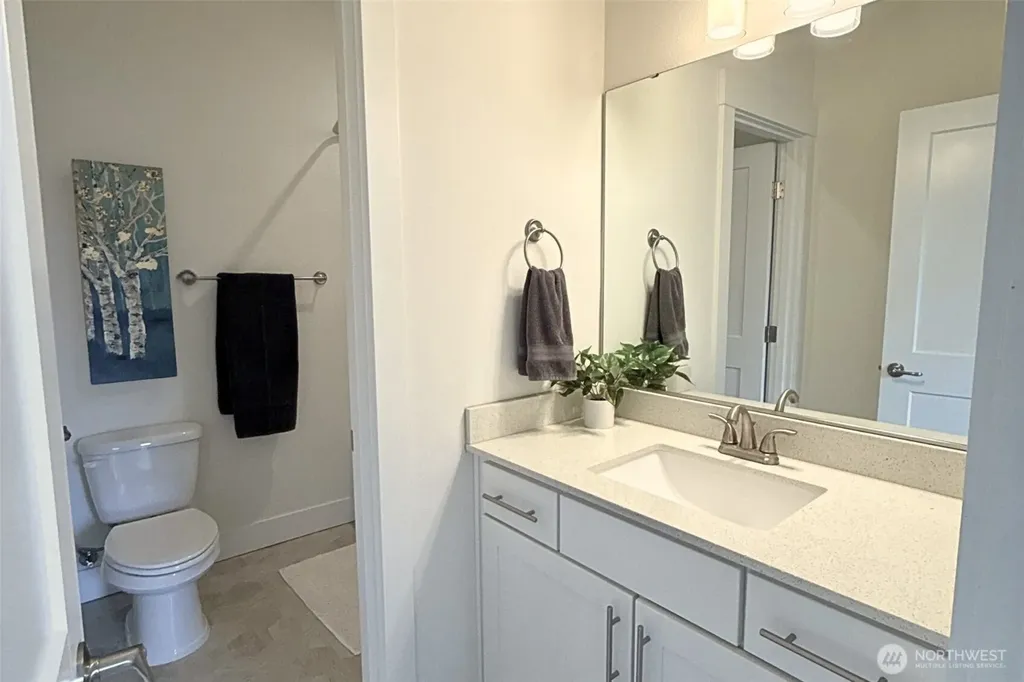 30 E Cedarland Lane Allyn WA 98524