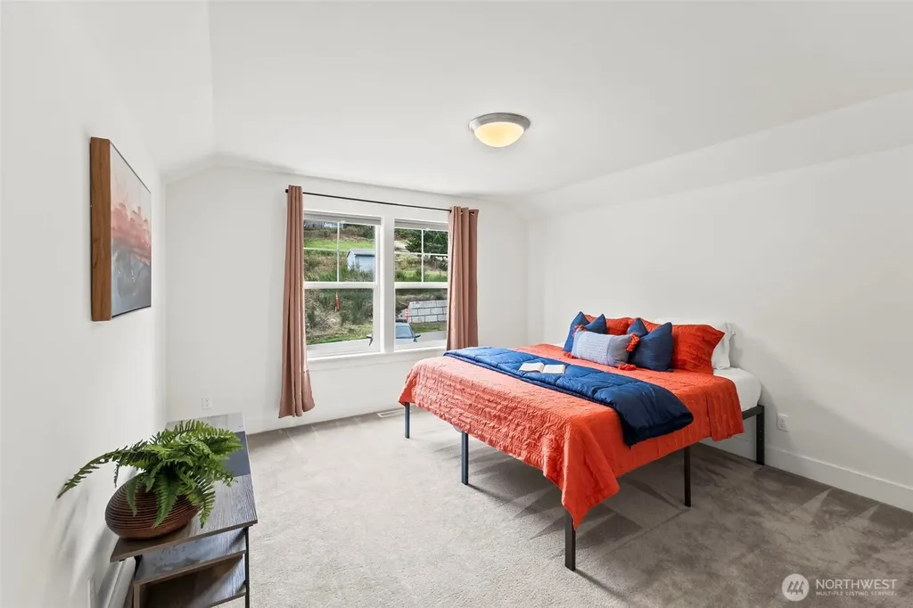 30 E Cedarland Lane Allyn WA 98524