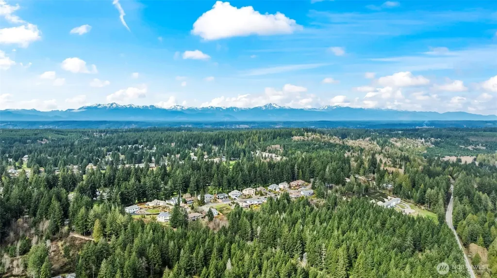 30 E Cedarland Lane Allyn WA 98524