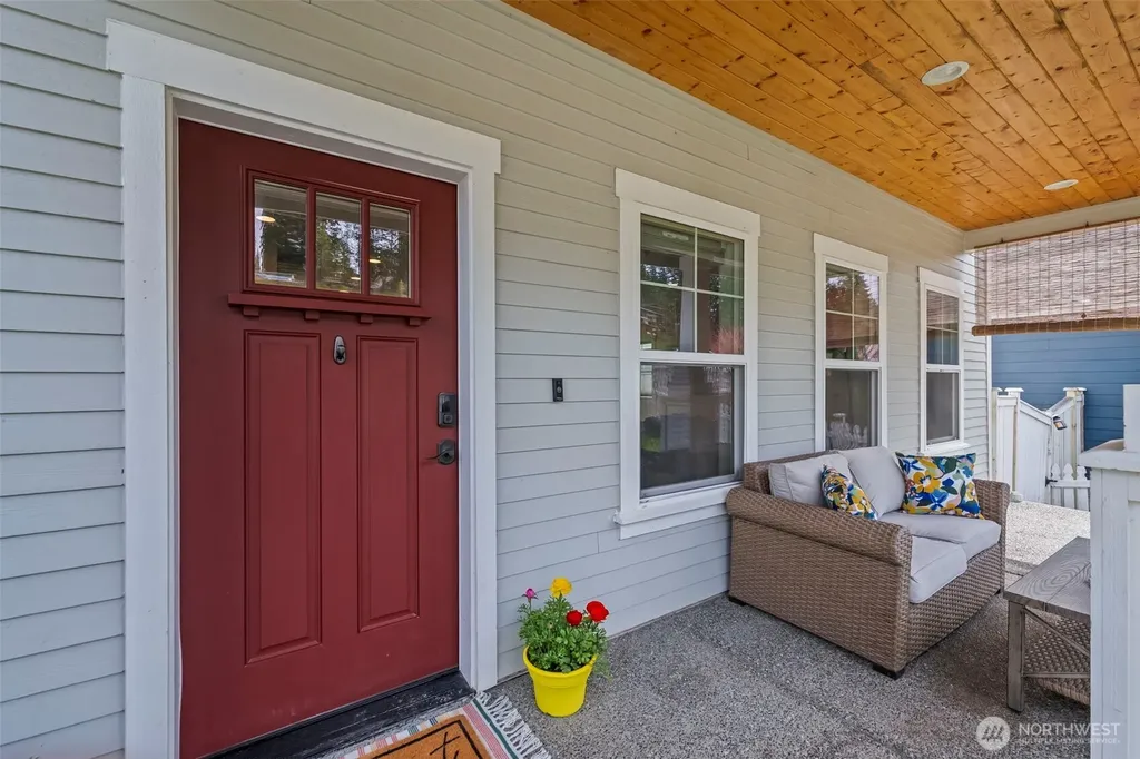 30 E Cedarland Lane Allyn WA 98524