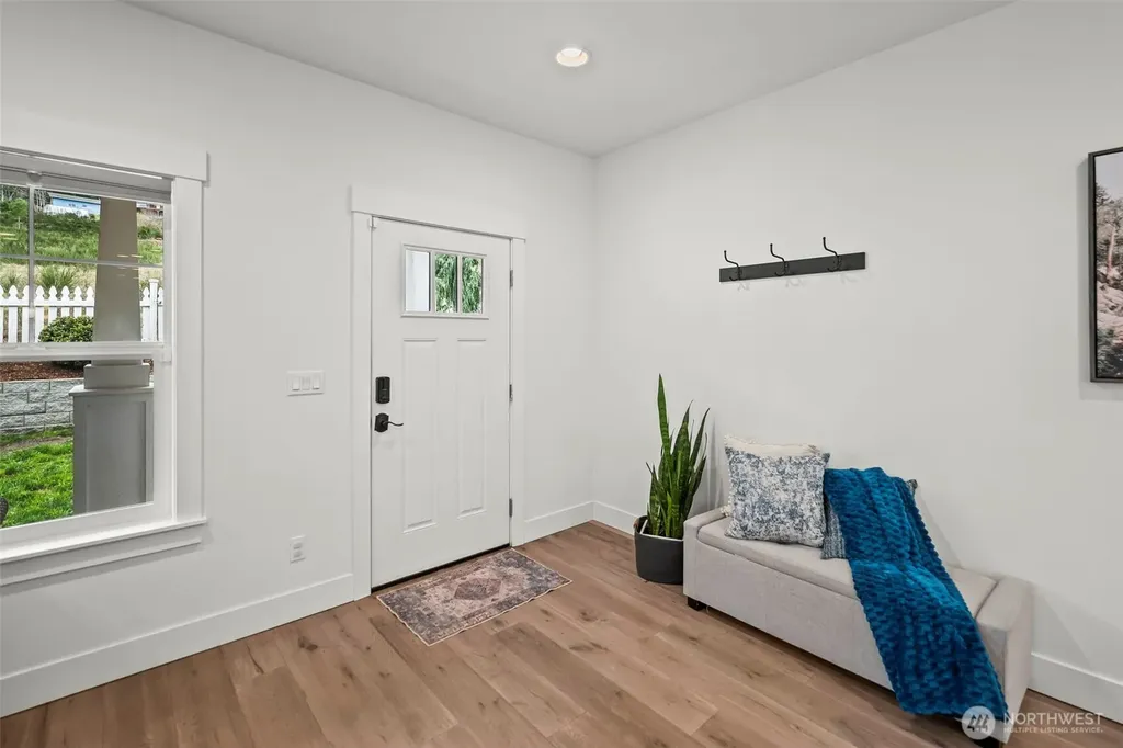 30 E Cedarland Lane Allyn WA 98524