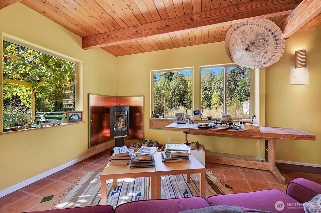 1673 Woodland Drive Port Townsend WA 98368