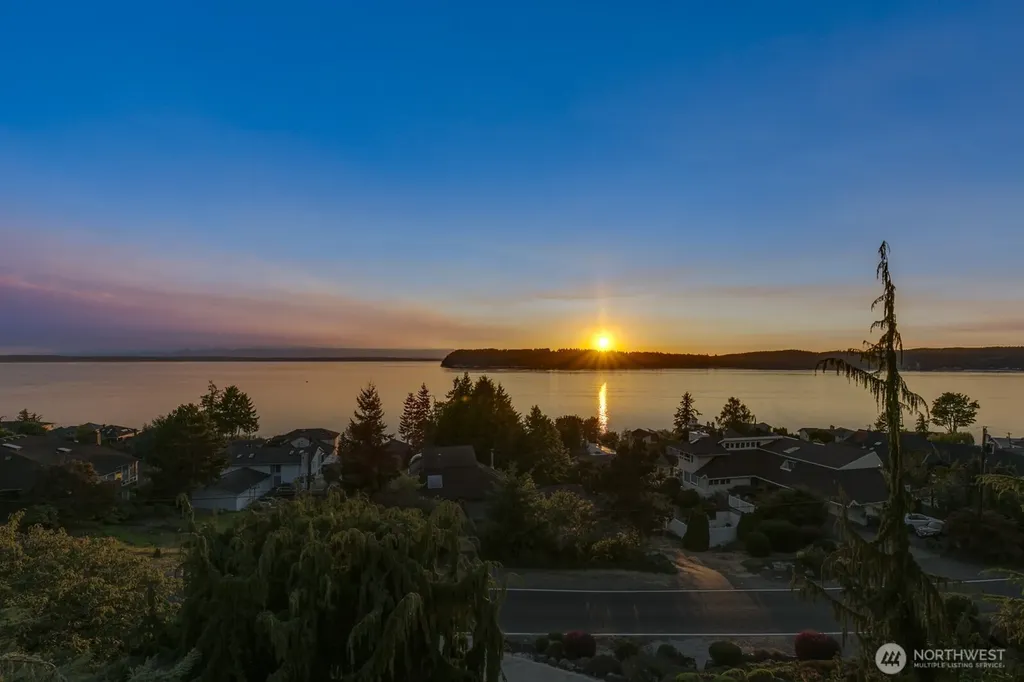 10413 66th Place W Mukilteo WA 98275