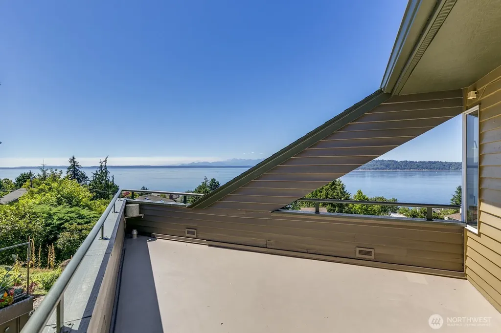 10413 66th Place W Mukilteo WA 98275