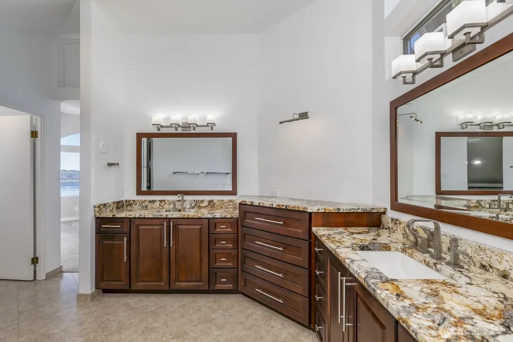 10413 66th Place W Mukilteo WA 98275