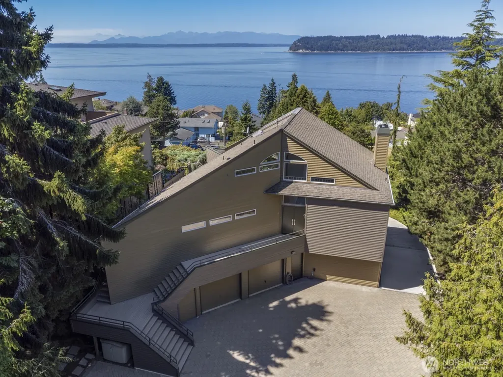 10413 66th Place W Mukilteo WA 98275