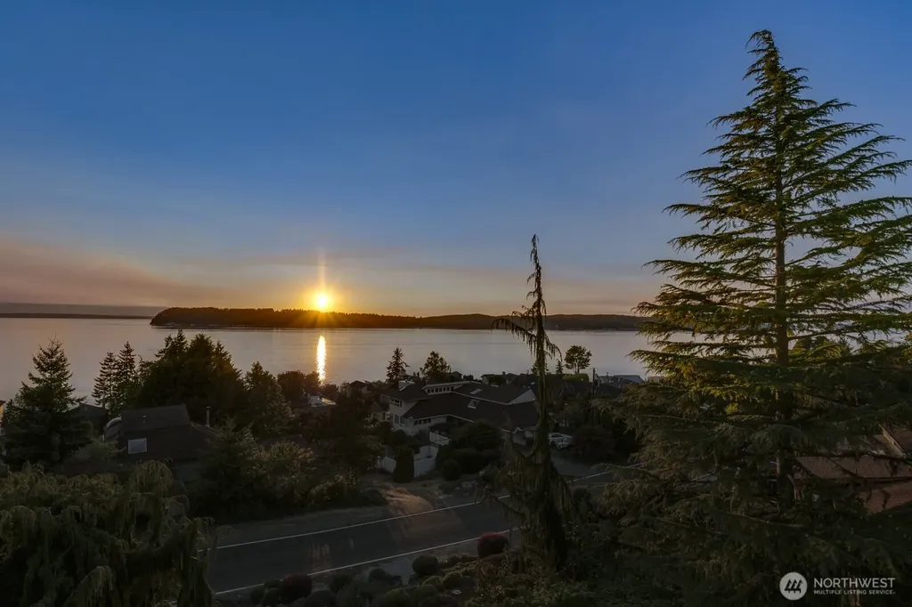 10413 66th Place W Mukilteo WA 98275