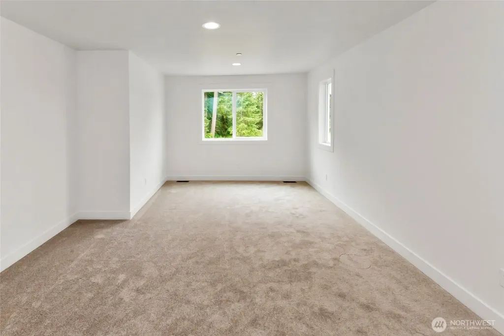 16933 32nd Avenue E Tacoma WA 98446