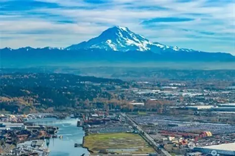1416 Browns Point Boulevard NE Tacoma WA 98422