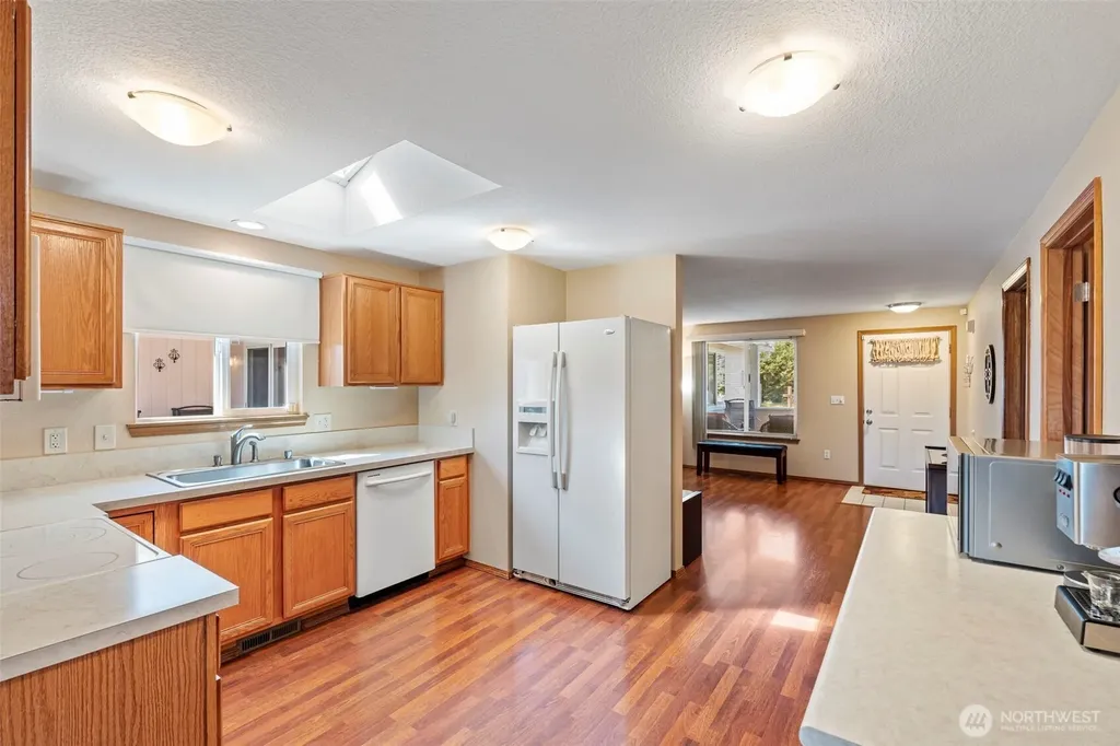 17944 Camus Drive SW Rochester WA 98579