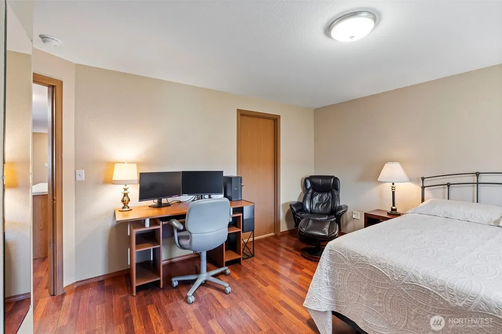 17944 Camus Drive SW Rochester WA 98579