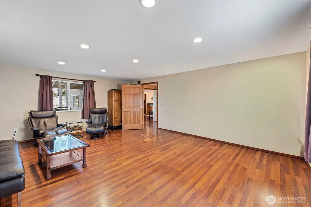 17944 Camus Drive SW Rochester WA 98579