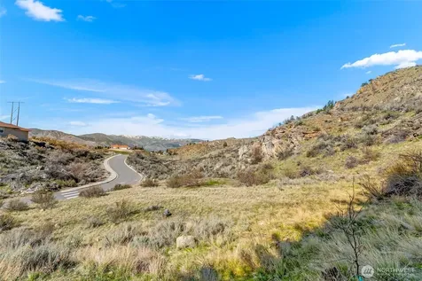 104 Crest Drive Chelan WA 98816