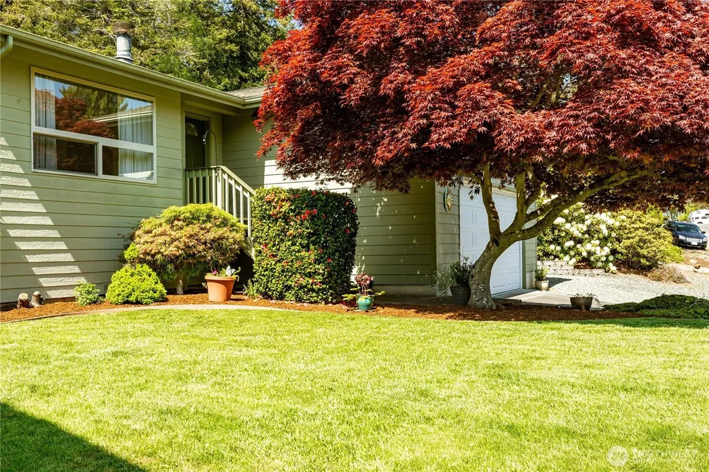 4114 Kingsway Anacortes WA 98221