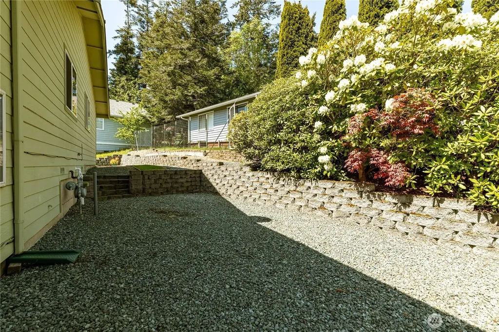 4114 Kingsway Anacortes WA 98221