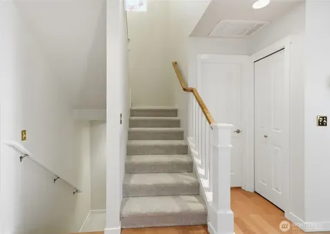 1757 9th Court NE Issaquah WA 98029