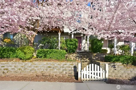 1757 9th Court NE Issaquah WA 98029