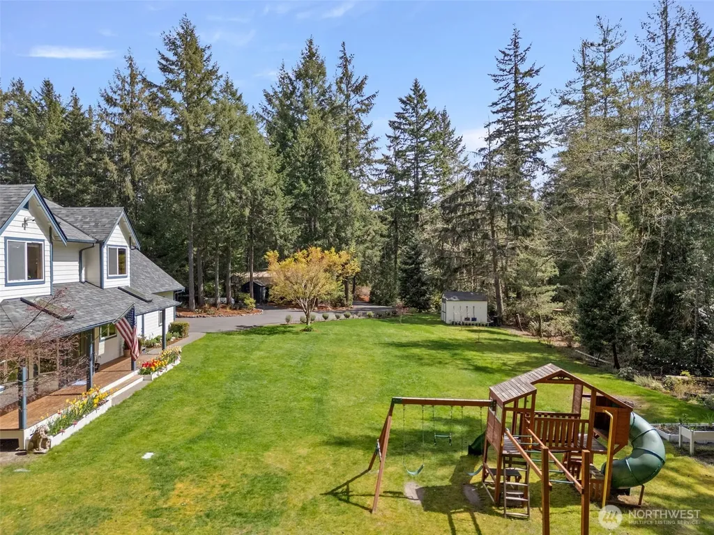 5623 NW Millglade Lane Bremerton WA 98312