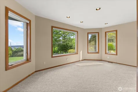 30 Chatham Place Camano Island WA 98282