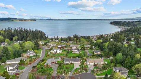 30 Chatham Place Camano Island WA 98282