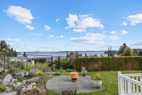 30 Chatham Place Camano Island WA 98282