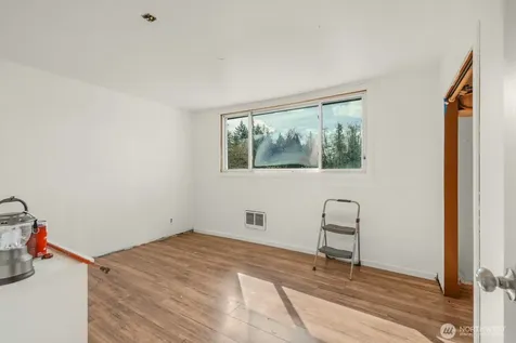4008 118th Street E Tacoma WA 98446