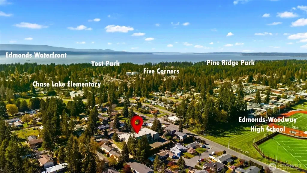 21615 80th Avenue W Edmonds WA 98026