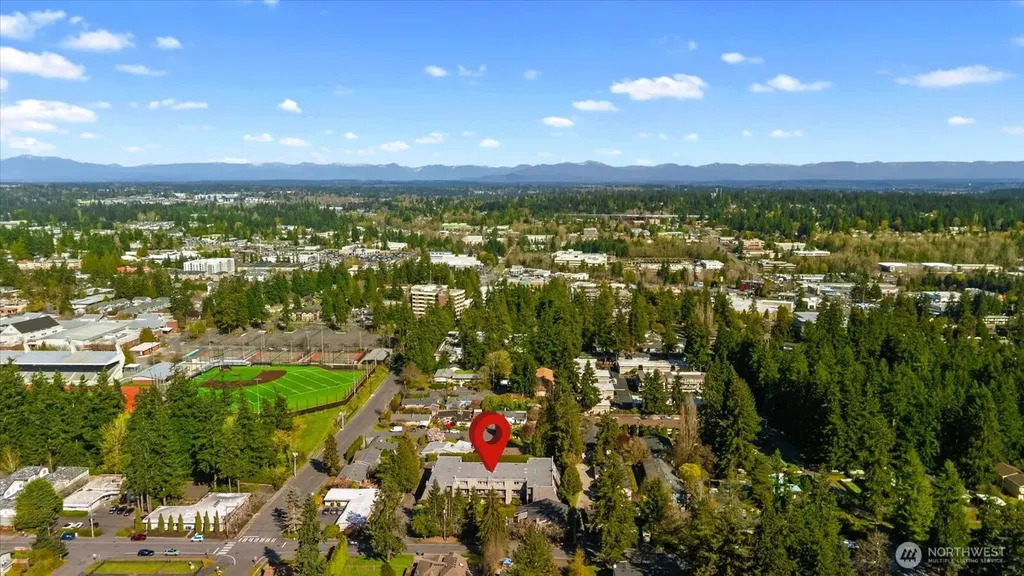 21615 80th Avenue W Edmonds WA 98026