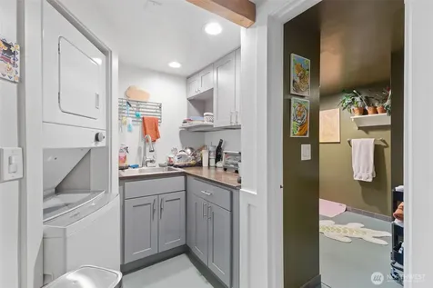 1053 S Southern Street Seattle WA 98108