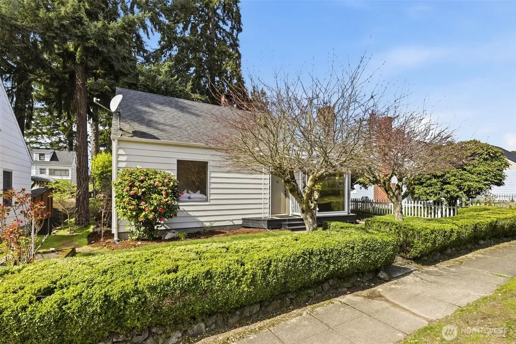 354 Farallone Avenue Fircrest WA 98466
