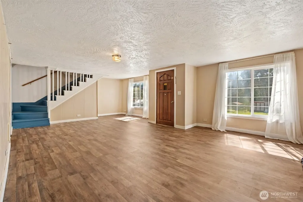 102 W Poplar Street Shelton WA 98584
