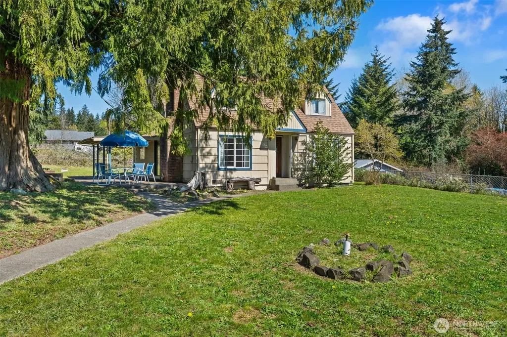 102 W Poplar Street Shelton WA 98584