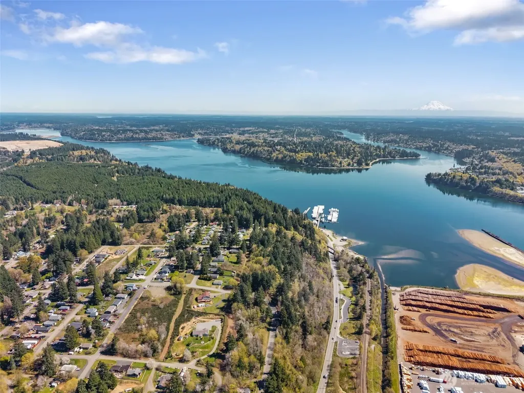 102 W Poplar Street Shelton WA 98584