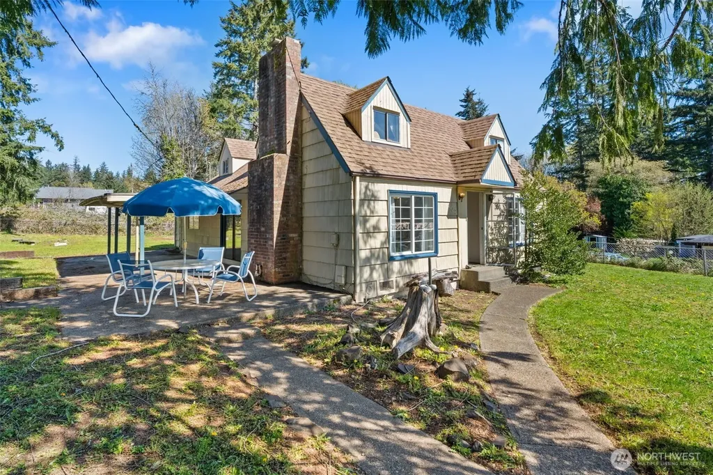 102 W Poplar Street Shelton WA 98584