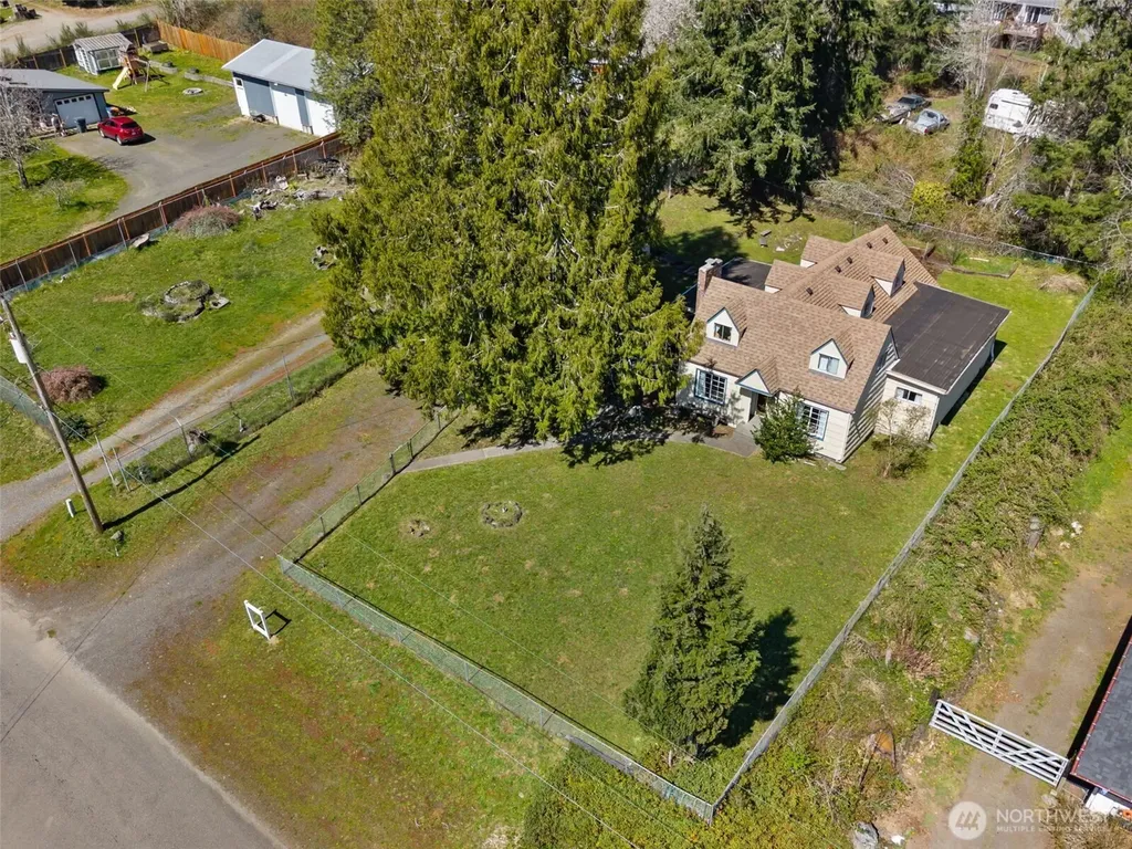 102 W Poplar Street Shelton WA 98584