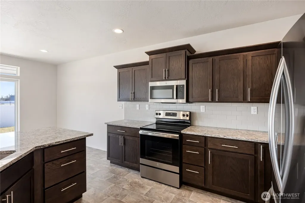 4241 W Wood Court Moses Lake WA 98837