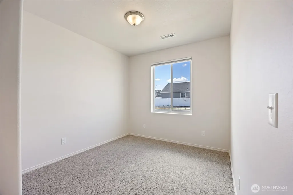 4241 W Wood Court Moses Lake WA 98837