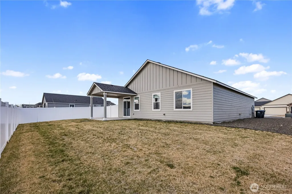 4241 W Wood Court Moses Lake WA 98837