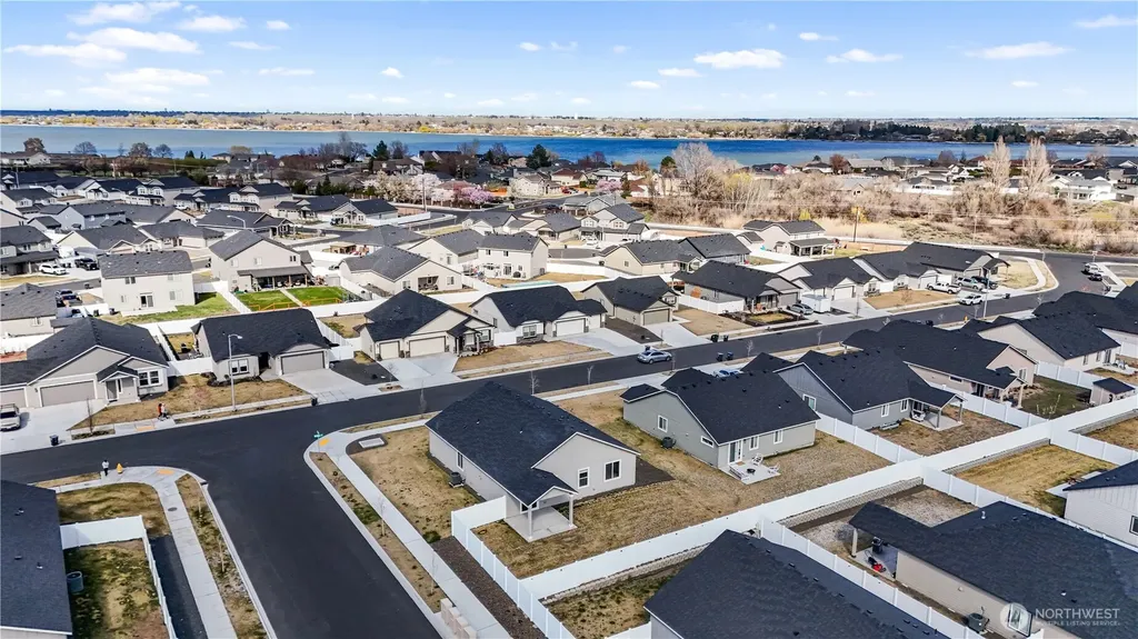 4241 W Wood Court Moses Lake WA 98837