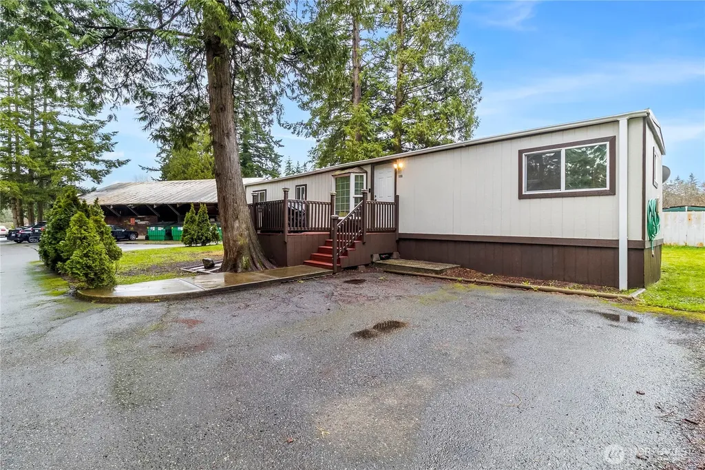 4621 East Street Blaine WA 98230