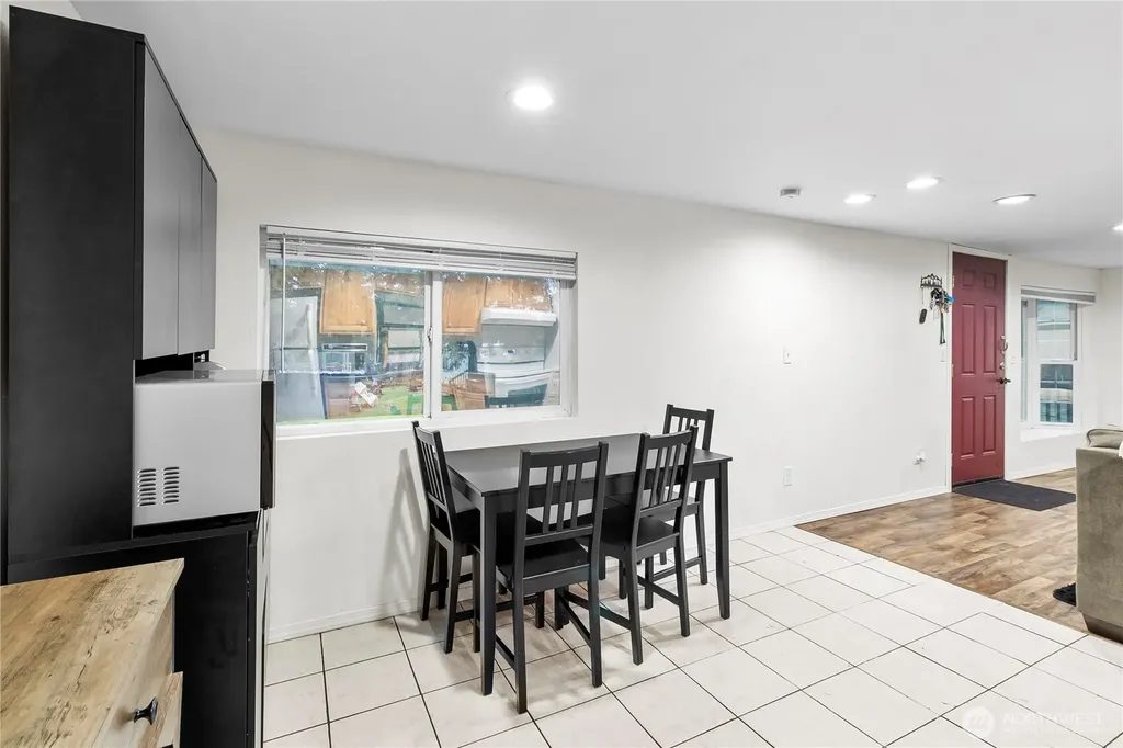4621 East Street Blaine WA 98230
