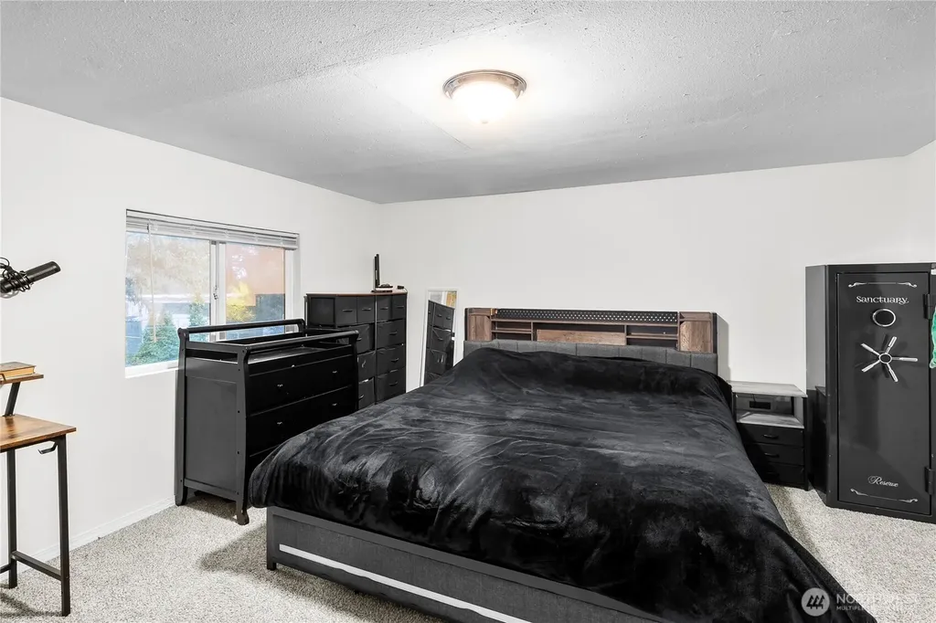 4621 East Street Blaine WA 98230